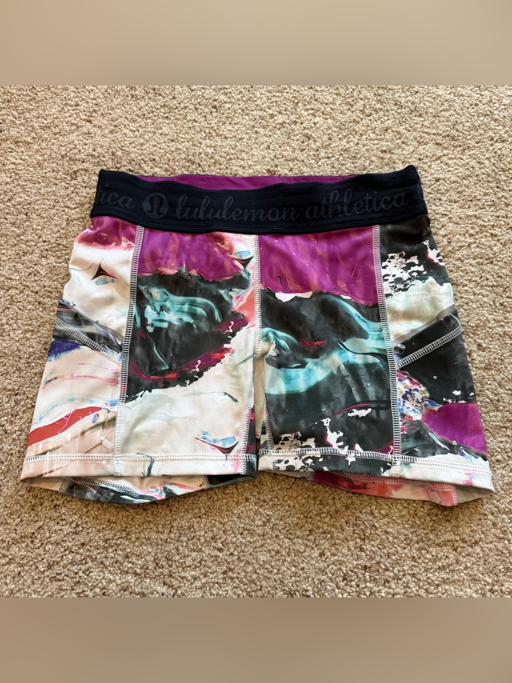 Lululemon Pigment Wave Multi-Color What the Sport Shorts Size 4